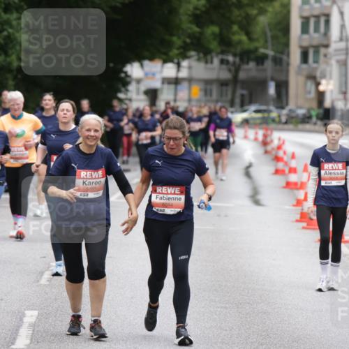 14.06.2026 - REWE Women's Run Jannik Wohlers http://msf.ph/oto/9799810 14.06.2026 11:02:19 Laufen 5593, 7, 6014, 5915 meine-sportfotos.de