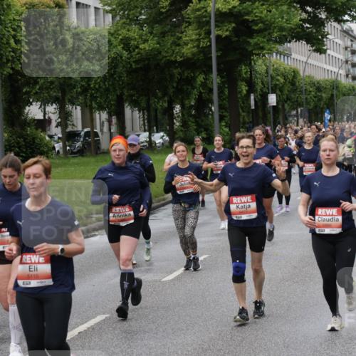 14.06.2026 - REWE Women's Run Jannik Wohlers http://msf.ph/oto/9799837 14.06.2026 10:39:43 Laufen 6115, 7, 5814, 5455, 5886 meine-sportfotos.de