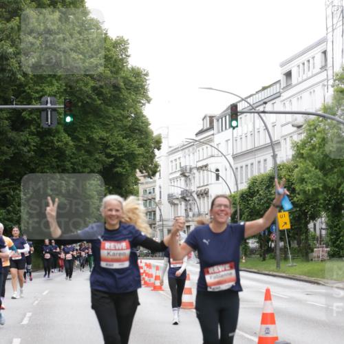 14.06.2026 - REWE Women's Run Jannik Wohlers http://msf.ph/oto/9799849 14.06.2026 11:02:23 Laufen 1, 7 meine-sportfotos.de