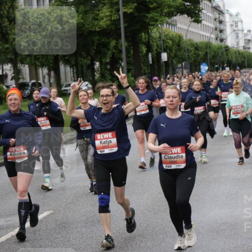 14.06.2026 - REWE Women's Run Jannik Wohlers http://msf.ph/oto/9799853 14.06.2026 10:39:44 Laufen 5966, 5455, 57, 5886, 57 meine-sportfotos.de