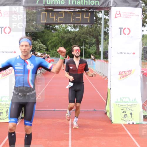 14.06.2026 - 7 Türme Triathlon Andreas Tolksdorf http://msf.ph/oto/9799857 14.06.2026 15:27:33 Ziel 851, 994 meine-sportfotos.de