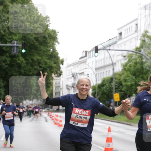 14.06.2026 - REWE Women's Run Jannik Wohlers http://msf.ph/oto/9799868 14.06.2026 11:02:24 Laufen 5593 meine-sportfotos.de