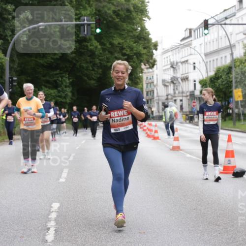 14.06.2026 - REWE Women's Run Jannik Wohlers http://msf.ph/oto/9799890 14.06.2026 11:02:27 Laufen 5947, 7, 5732, 657 meine-sportfotos.de