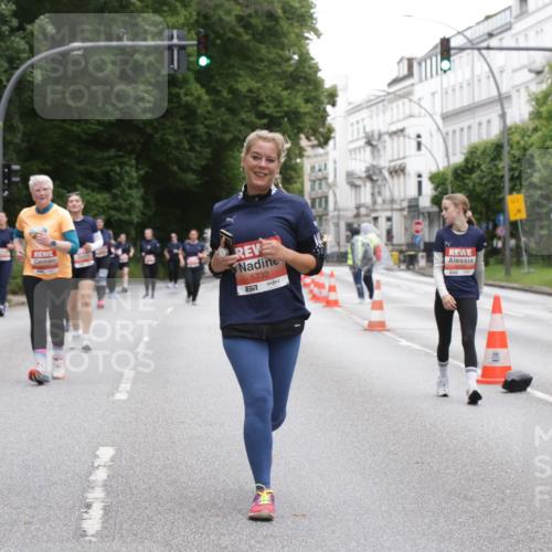 14.06.2026 - REWE Women's Run Jannik Wohlers http://msf.ph/oto/9799895 14.06.2026 11:02:27 Laufen 5947, 5732, 657 meine-sportfotos.de