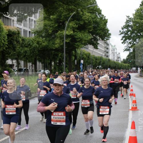 14.06.2026 - REWE Women's Run Jannik Wohlers http://msf.ph/oto/9799915 14.06.2026 10:39:50 Laufen 5885, 5716, 7 meine-sportfotos.de