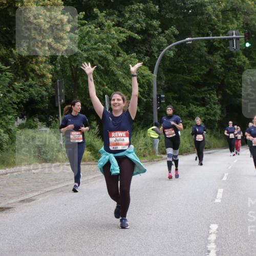 14.06.2026 - REWE Women's Run Jannik Wohlers http://msf.ph/oto/9799956 14.06.2026 11:02:33 Laufen 6039, 651 meine-sportfotos.de