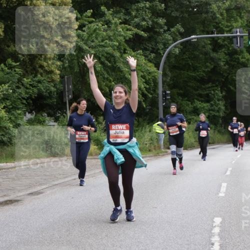 14.06.2026 - REWE Women's Run Jannik Wohlers http://msf.ph/oto/9799962 14.06.2026 11:02:34 Laufen 6039, 57 meine-sportfotos.de