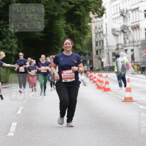14.06.2026 - REWE Women's Run Jannik Wohlers http://msf.ph/oto/9799972 14.06.2026 11:02:36 Laufen 5073, 57 meine-sportfotos.de