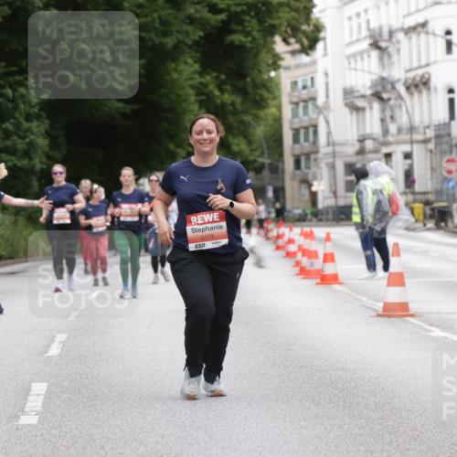 14.06.2026 - REWE Women's Run Jannik Wohlers http://msf.ph/oto/9799973 14.06.2026 11:02:36 Laufen 140, 5073, 657 meine-sportfotos.de