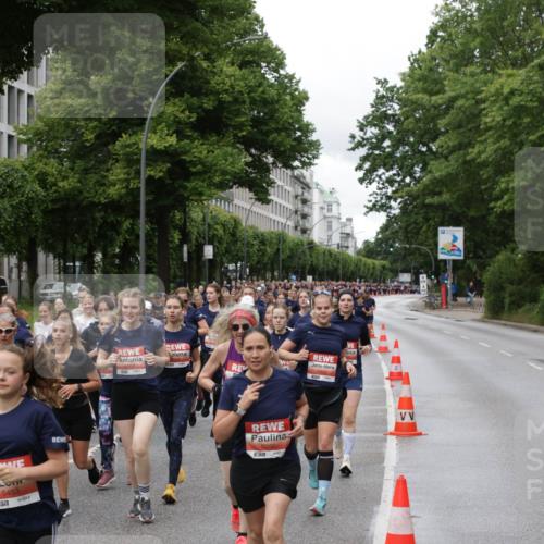 14.06.2026 - REWE Women's Run Jannik Wohlers http://msf.ph/oto/9799989 14.06.2026 10:39:56 Laufen 5453, 5050 meine-sportfotos.de
