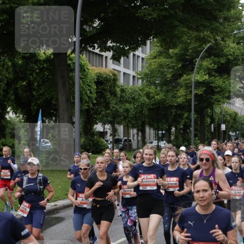 14.06.2026 - REWE Women's Run Jannik Wohlers http://msf.ph/oto/9800002 14.06.2026 10:39:57 Laufen 6009, 5050 meine-sportfotos.de