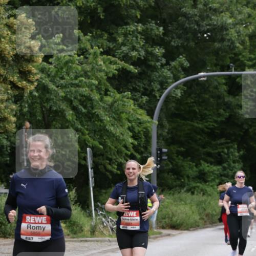 14.06.2026 - REWE Women's Run Jannik Wohlers http://msf.ph/oto/9800030 14.06.2026 11:02:42 Laufen 5855, 7, 5681, 7 meine-sportfotos.de