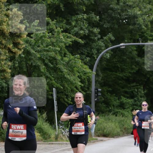 14.06.2026 - REWE Women's Run Jannik Wohlers http://msf.ph/oto/9800036 14.06.2026 11:02:42 Laufen 5855, 7, 5681, 7 meine-sportfotos.de