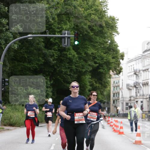 14.06.2026 - REWE Women's Run Jannik Wohlers http://msf.ph/oto/9800073 14.06.2026 11:02:46 Laufen 5576 meine-sportfotos.de