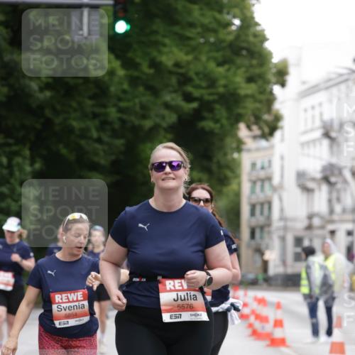 14.06.2026 - REWE Women's Run Jannik Wohlers http://msf.ph/oto/9800079 14.06.2026 11:02:47 Laufen 5854, 7, 5576 meine-sportfotos.de