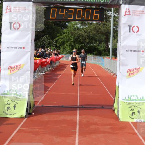 14.06.2026 - 7 Türme Triathlon Andreas Tolksdorf http://msf.ph/oto/9800089 14.06.2026 15:30:05 Ziel 1147, 1710 meine-sportfotos.de