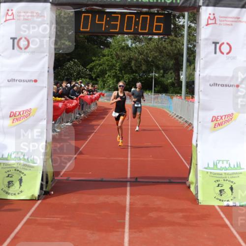 14.06.2026 - 7 Türme Triathlon Andreas Tolksdorf http://msf.ph/oto/9800093 14.06.2026 15:30:05 Ziel 1147, 1710 meine-sportfotos.de
