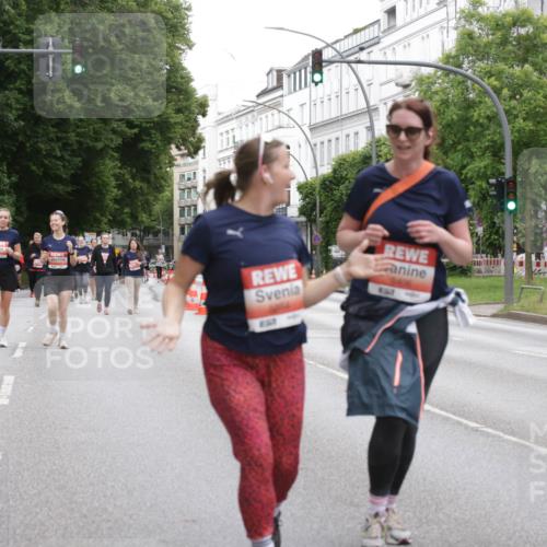 14.06.2026 - REWE Women's Run Jannik Wohlers http://msf.ph/oto/9800123 14.06.2026 11:02:50 Laufen 8667 meine-sportfotos.de