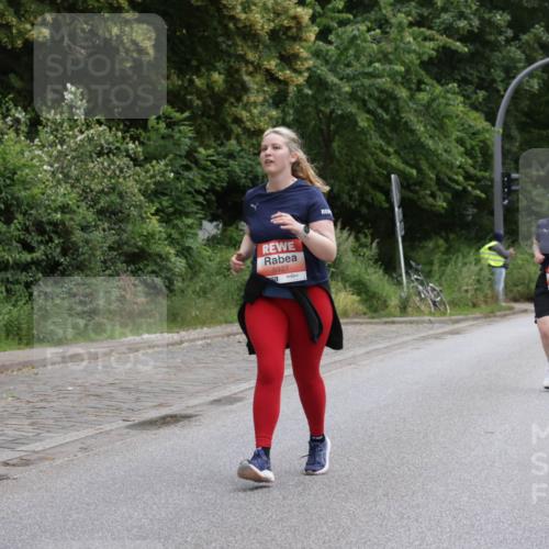 14.06.2026 - REWE Women's Run Jannik Wohlers http://msf.ph/oto/9800142 14.06.2026 11:02:51 Laufen 5927 meine-sportfotos.de
