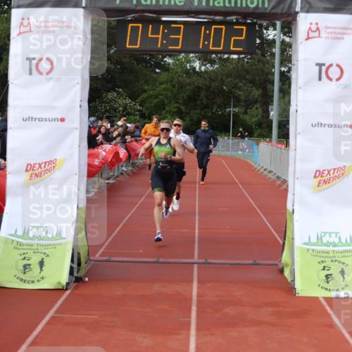 14.06.2026 - 7 Türme Triathlon Andreas Tolksdorf http://msf.ph/oto/9800153 14.06.2026 15:31:01 Ziel 888, 1166, 1720 meine-sportfotos.de