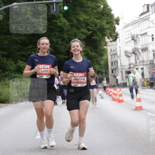 14.06.2026 - REWE Women's Run Jannik Wohlers http://msf.ph/oto/9800169 14.06.2026 11:02:54 Laufen 5949, 7, 5175, 7, 1 meine-sportfotos.de