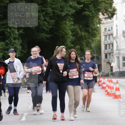 14.06.2026 - REWE Women's Run Jannik Wohlers http://msf.ph/oto/9800182 14.06.2026 11:03:00 Laufen 5165, 5465, 52, 5554, 57 meine-sportfotos.de