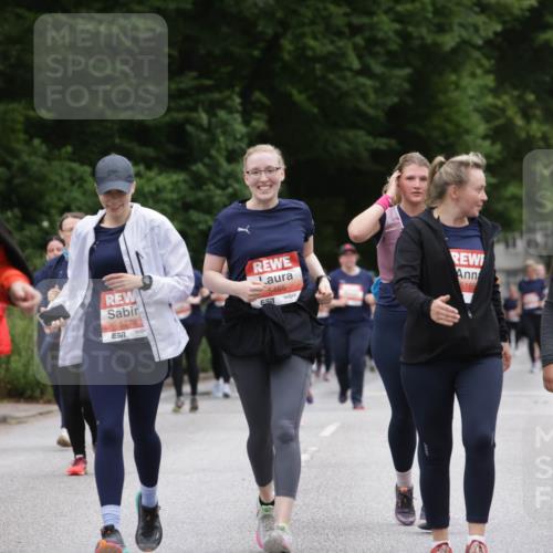 14.06.2026 - REWE Women's Run Jannik Wohlers http://msf.ph/oto/9800206 14.06.2026 11:03:03 Laufen 5278, 5465, 5165, 5554, 7, 700 meine-sportfotos.de