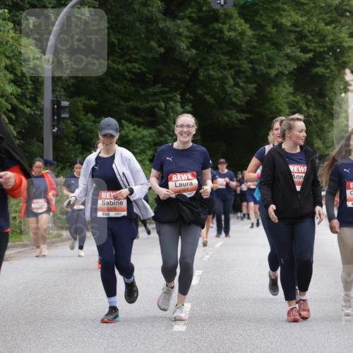14.06.2026 - REWE Women's Run Jannik Wohlers http://msf.ph/oto/9800222 14.06.2026 11:03:03 Laufen 7, 5278, 5465, 5165, 5554, 57 meine-sportfotos.de