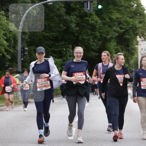 14.06.2026 - REWE Women's Run Jannik Wohlers http://msf.ph/oto/9800227 14.06.2026 11:03:04 Laufen 5278, 5465, 165, 5554 meine-sportfotos.de