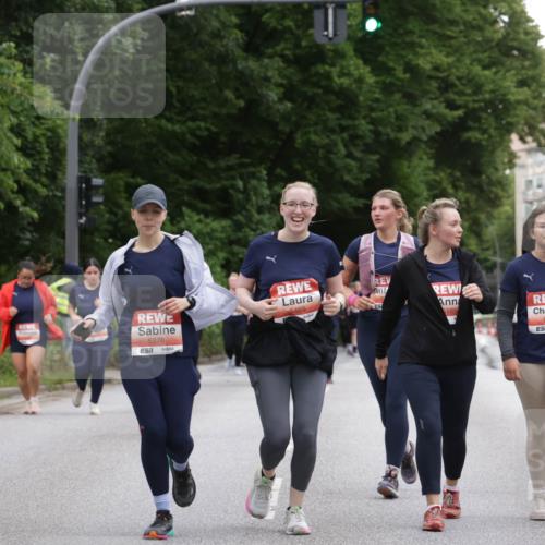 14.06.2026 - REWE Women's Run Jannik Wohlers http://msf.ph/oto/9800231 14.06.2026 11:03:04 Laufen 5278, 5465, 165, 5554, 7 meine-sportfotos.de