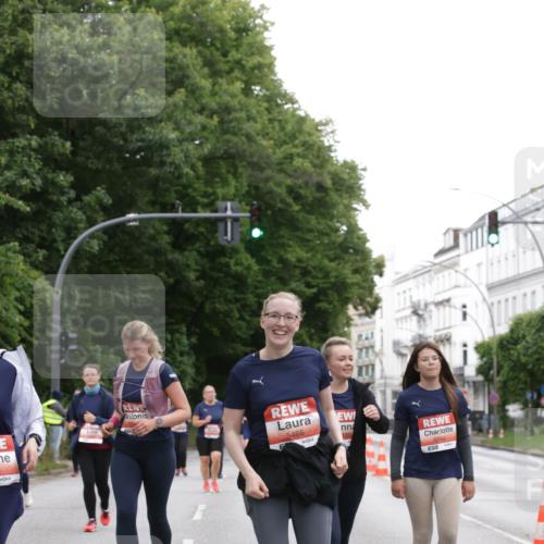 14.06.2026 - REWE Women's Run Jannik Wohlers http://msf.ph/oto/9800237 14.06.2026 11:03:06 Laufen 5554, 57, 5465 meine-sportfotos.de