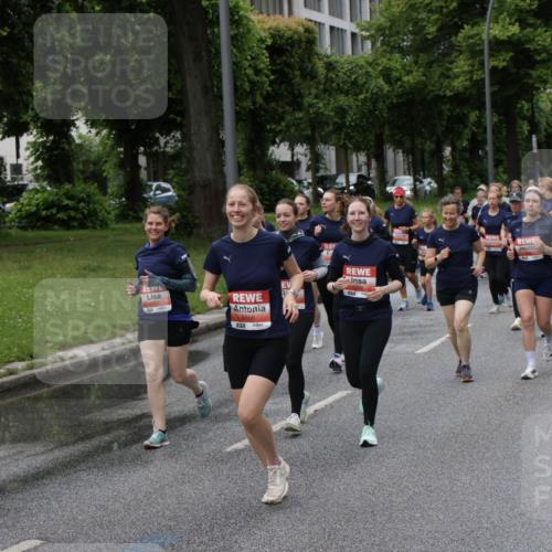 14.06.2026 - REWE Women's Run Jannik Wohlers http://msf.ph/oto/9800247 14.06.2026 10:40:25 Laufen 6066, 7, 5656, 31 meine-sportfotos.de