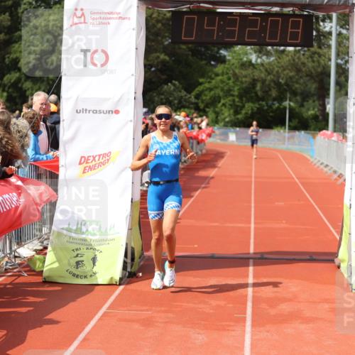 14.06.2026 - 7 Türme Triathlon Andreas Tolksdorf http://msf.ph/oto/9800262 14.06.2026 15:32:07 Ziel 1021, 1768 meine-sportfotos.de
