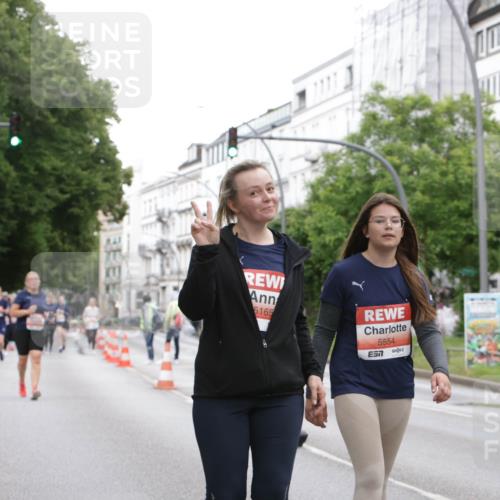 14.06.2026 - REWE Women's Run Jannik Wohlers http://msf.ph/oto/9800263 14.06.2026 11:03:09 Laufen 5165, 5554, 1 meine-sportfotos.de
