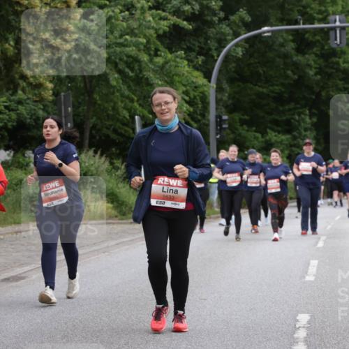 14.06.2026 - REWE Women's Run Jannik Wohlers http://msf.ph/oto/9800275 14.06.2026 11:03:10 Laufen 5755, 5653, 5533, 7 meine-sportfotos.de