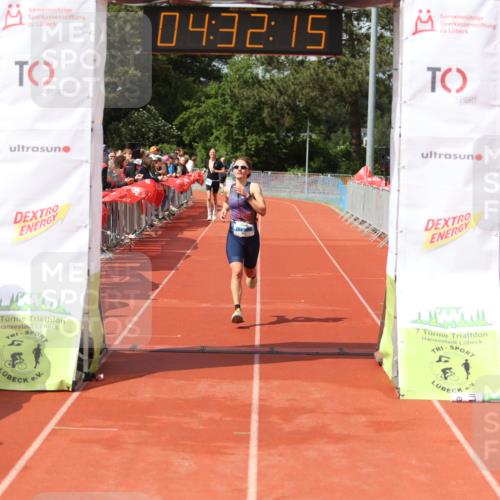 14.06.2026 - 7 Türme Triathlon Andreas Tolksdorf http://msf.ph/oto/9800286 14.06.2026 15:32:13 Ziel 1021, 1768 meine-sportfotos.de