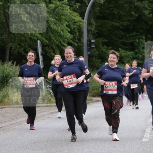 14.06.2026 - REWE Women's Run Jannik Wohlers http://msf.ph/oto/9800291 14.06.2026 11:03:14 Laufen 5240, 5938, 7, 5937, 7, 5211 meine-sportfotos.de