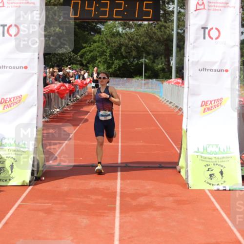 14.06.2026 - 7 Türme Triathlon Andreas Tolksdorf http://msf.ph/oto/9800293 14.06.2026 15:32:14 Ziel 901, 1021, 1768 meine-sportfotos.de