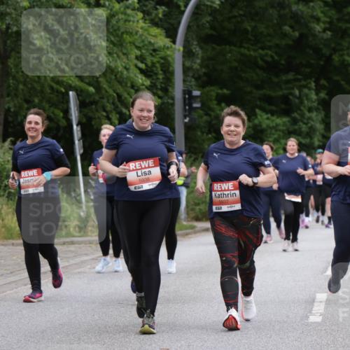 14.06.2026 - REWE Women's Run Jannik Wohlers http://msf.ph/oto/9800299 14.06.2026 11:03:14 Laufen 5938, 657, 5937, 5214, 7577 meine-sportfotos.de