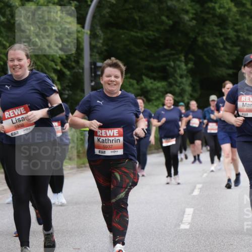14.06.2026 - REWE Women's Run Jannik Wohlers http://msf.ph/oto/9800308 14.06.2026 11:03:15 Laufen 40, 5938, 57, 5937, 7, 5211, 57 meine-sportfotos.de