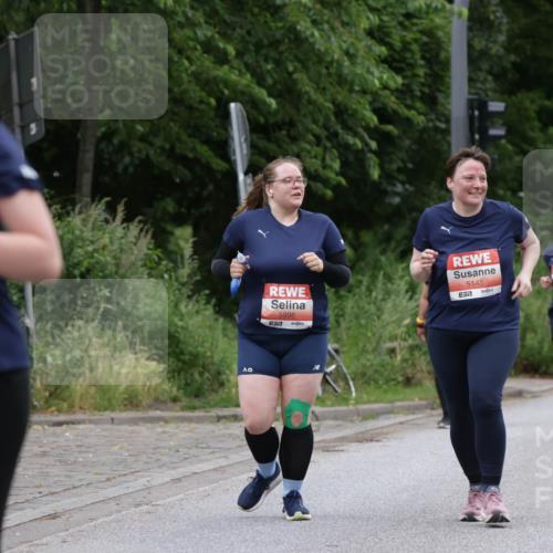 14.06.2026 - REWE Women's Run Jannik Wohlers http://msf.ph/oto/9800319 14.06.2026 11:03:19 Laufen 5996, 5145, 57, 6301 meine-sportfotos.de