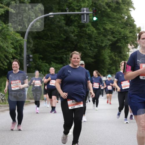 14.06.2026 - REWE Women's Run Jannik Wohlers http://msf.ph/oto/9800326 14.06.2026 11:03:20 Laufen 5301, 5961, 7 meine-sportfotos.de