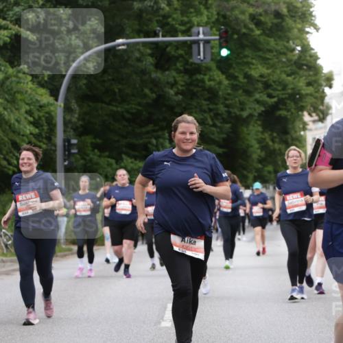14.06.2026 - REWE Women's Run Jannik Wohlers http://msf.ph/oto/9800331 14.06.2026 11:03:21 Laufen 657, 5301, 961 meine-sportfotos.de
