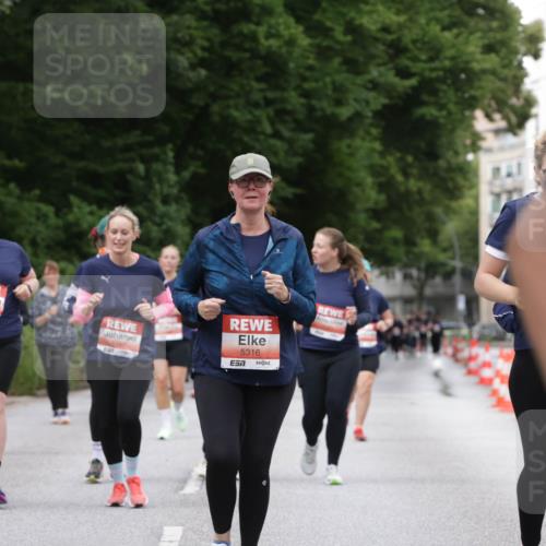 14.06.2026 - REWE Women's Run Jannik Wohlers http://msf.ph/oto/9800342 14.06.2026 11:03:23 Laufen 5770, 5316, 5762, 7 meine-sportfotos.de
