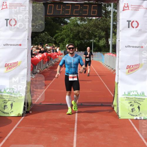14.06.2026 - 7 Türme Triathlon Andreas Tolksdorf http://msf.ph/oto/9800366 14.06.2026 15:32:34 Ziel 840, 917, 1025 meine-sportfotos.de