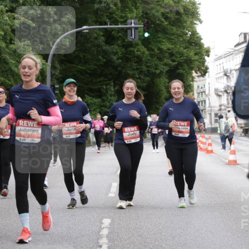 14.06.2026 - REWE Women's Run Jannik Wohlers http://msf.ph/oto/9800372 14.06.2026 11:03:27 Laufen 26, 5061, 7, 5197, 5060 meine-sportfotos.de