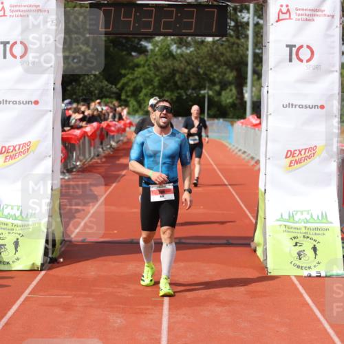 14.06.2026 - 7 Türme Triathlon Andreas Tolksdorf http://msf.ph/oto/9800375 14.06.2026 15:32:36 Ziel 840, 917, 1025 meine-sportfotos.de