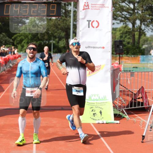 14.06.2026 - 7 Türme Triathlon Andreas Tolksdorf http://msf.ph/oto/9800381 14.06.2026 15:32:37 Ziel 840, 917, 1025 meine-sportfotos.de
