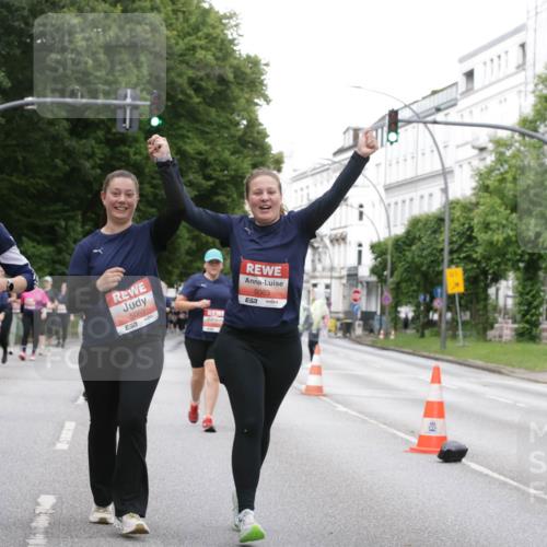 14.06.2026 - REWE Women's Run Jannik Wohlers http://msf.ph/oto/9800382 14.06.2026 11:03:28 Laufen 5061, 7, 5060, 5063 meine-sportfotos.de