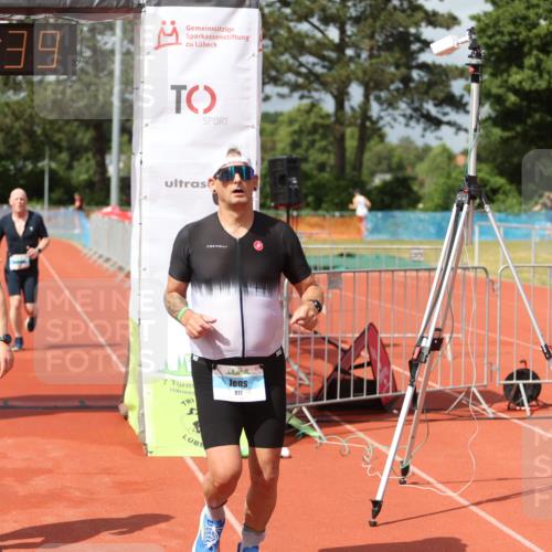 14.06.2026 - 7 Türme Triathlon Andreas Tolksdorf http://msf.ph/oto/9800388 14.06.2026 15:32:38 Ziel 840, 917, 1025 meine-sportfotos.de
